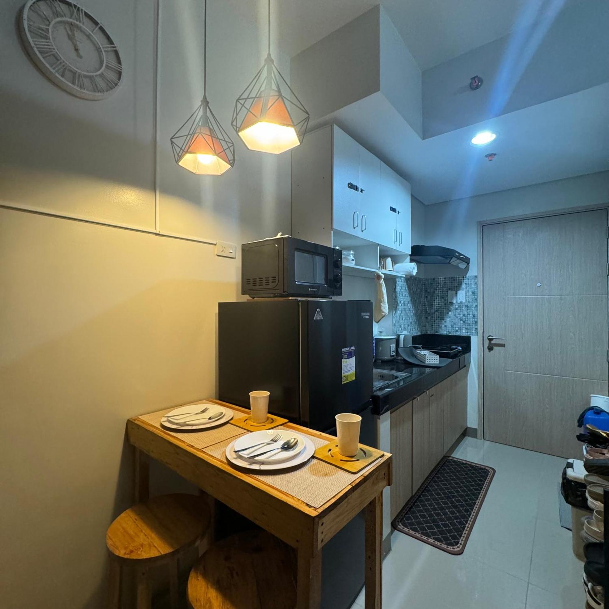 The J-Ma Ultiescape Charm Residences Condo Cainta Exterior photo