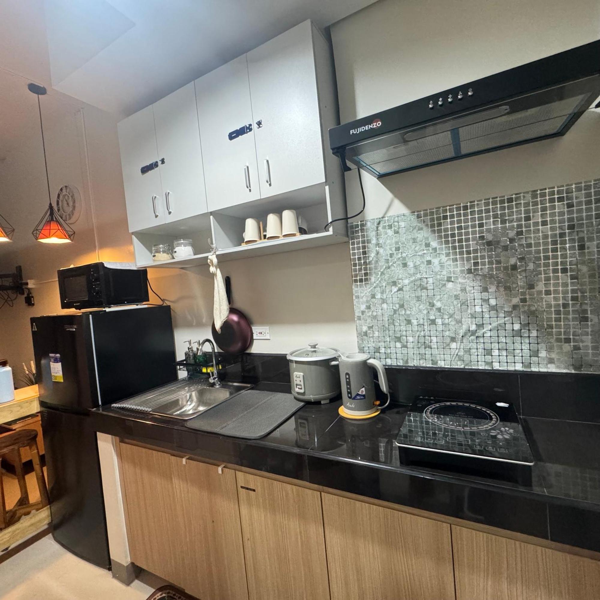 The J-Ma Ultiescape Charm Residences Condo Cainta Exterior photo