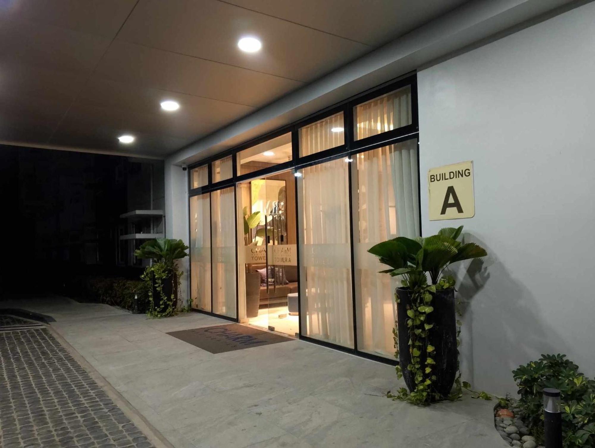 The J-Ma Ultiescape Charm Residences Condo Cainta Exterior photo